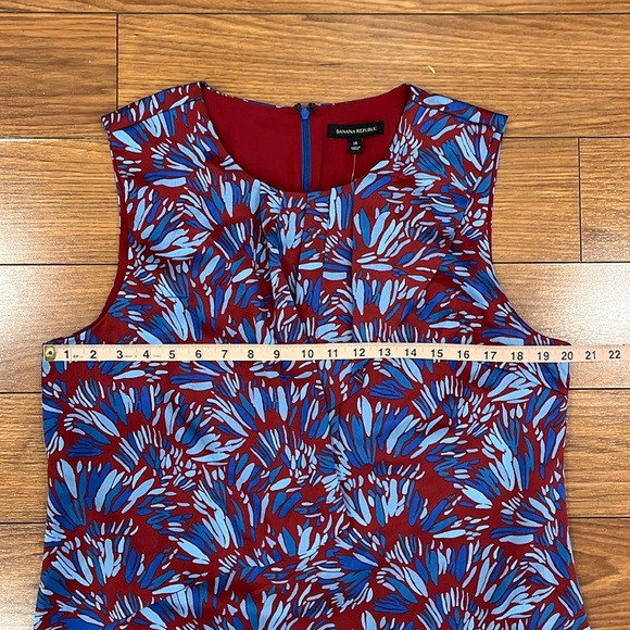 Banana Republic Ruffle Sleeveless Pattern Dress - Picture 9 of 14